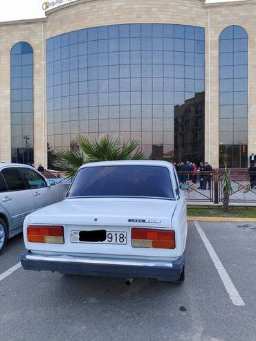 VAZ (LADA): Model: Lada 2107 Kuzov: sedan, ağ rəng Sürətlər qutusu: mexaniki Ön və — 6