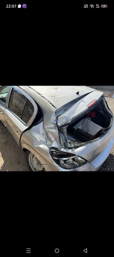 Opel: Opel Astra: 1.4 l | 2007 il 198639 km Sedan — 3