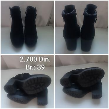 shoes: Kratke crne ženske čizmice na blok štiklu. - Veličina: 39 - Boja — 3
