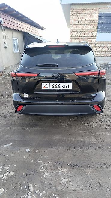 Toyota: Toyota Highlander: 2021 г., 3.5 л, Автомат, Бензин, Кроссовер — 2