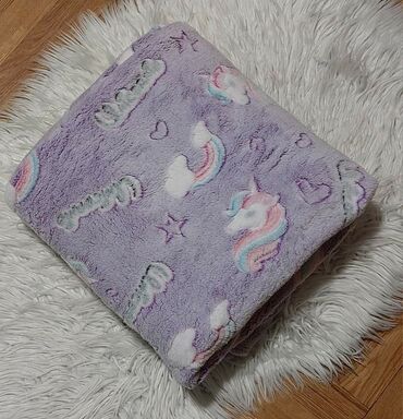 Posteljina: 🦄Dečije svetleće ćebe🦄 🦄Dimenzije-150*200 🦄Cena-2.100 dinara — 15