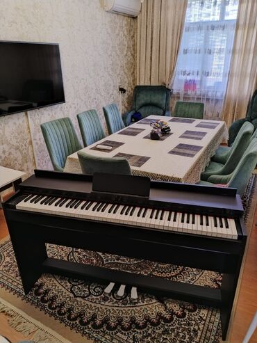 Masa və oturacaq dəstləri: Piano, Pulsuz çatdırılma