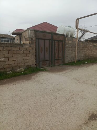Həyət evləri və villaların satışı: Maştağa qəs. 4 otaqlı, 110 kv. m, Kredit yoxdur, Orta təmir