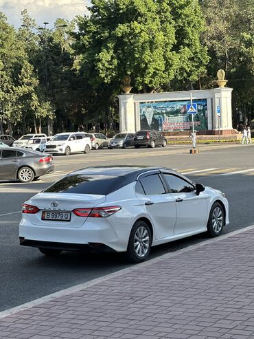 tayota runx: Toyota Camry: 2018 г., 2.5 л, Автоматтык, Бензин, Седан