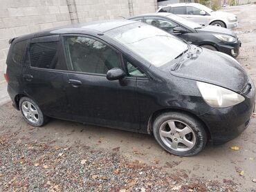 Honda: Honda Fit: 2006 г., 1.3 л, Вариатор, Бензин