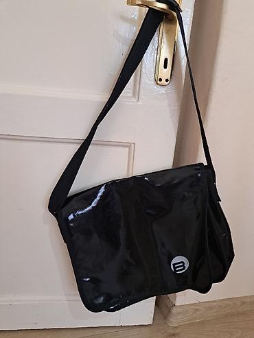 Torbe: Torba za rame, Materijal: Plastika — 1