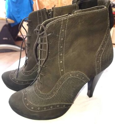 Другая женская обувь: ПРОДАЮ!!! Женскую обувь оптом.Общее количество где-то 100+- пар новых — 27