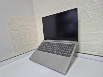 Lenovo: Prodajem laptop marke Lenovo IdeaPad 330s, u odličnom stanju, potpuno — 5