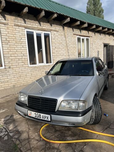 джон дир: Mercedes-Benz C 280: 1994 г., 2.8 л, Автомат, Бензин, Седан