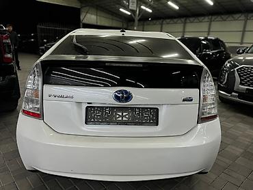 prius: Toyota Prius: 2010 г., 0.1 л, Автомат, Гибрид — 3