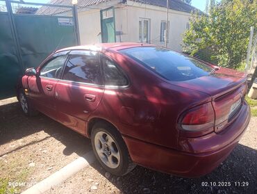 спринтер грузовой средний база: Mazda 626: 1993 г., Седан