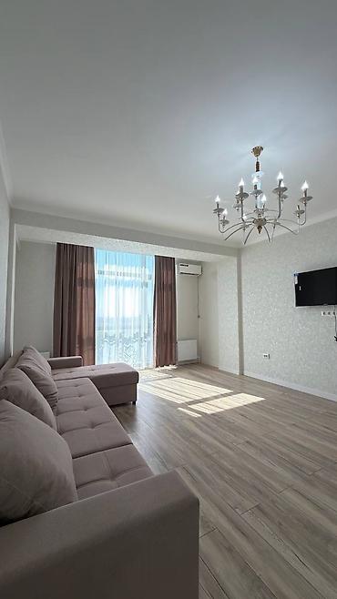 2022: 1 комната, 54 м², Ала-Арча ТРЦ 6 этаж, Евроремонт — 1