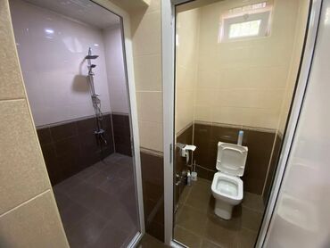 Həyət evləri və villaların satışı: Satılır: həyət evi - Plan: 1 mərtəbə, ayrı həyət. Geniş yaşıllıq, daş — 7