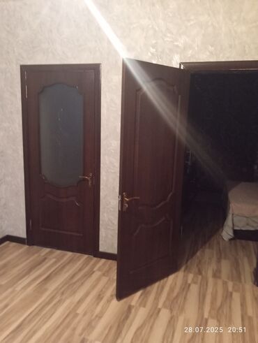 бу набор инструментов: Ички эшик айнек менен, МДФ, Эки капкалуу, түсү - Күрөң