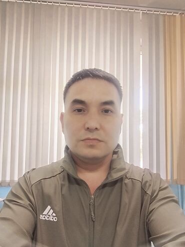 массажист на дому: Работаю массажистом по лечебному для инвалидов в Реабилитационном