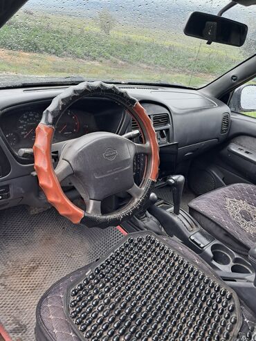 срочно срочно продам машину: Nissan Pathfinder: 1997 г., 3.3 л, Автоматтык, Бензин