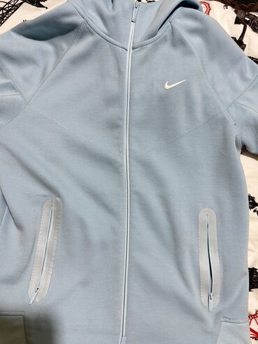 Спортивные костюмы: Мужской спортивный костюм, L (EU 40), Nike, Б/у, цвет - Голубой, Самовывоз, Платная доставка