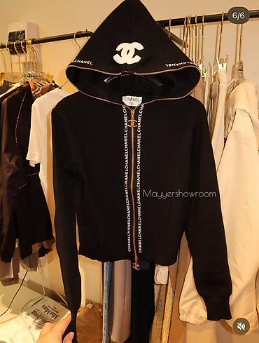 Толстовки, худи: Худи с молнией и капюшоном Chanel - Цвета: черный и молочный - — 2