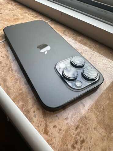iphone телефон: IPhone 14 Pro, 256 ГБ, Графит, Беспроводная зарядка