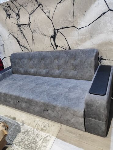 скупка мебел: Продаю диван раскладной от фирмы Евростиль, состояние новый