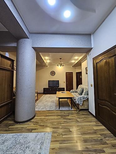 flat osh: 5 и более комнат, 221 м², Асанбай мкр Индивидуалка, 5 этаж, Евроремонт — 3