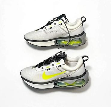 sapa u srcu: Nike Air Max patike – bele sa neon žutim Swoosh logotipom i — 1