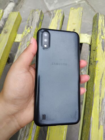 samsug a70: Samsung Galaxy A11, 16 GB, rəng - Qara, Barmaq izi, İki sim kartlı