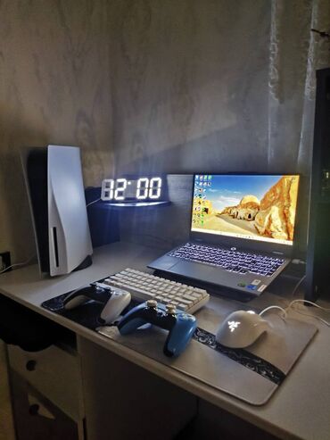 playstation 5 qiymet: Salam Ps5 satıram 2 orginal dualsense içində 3 aylıq deluxe abonelik
