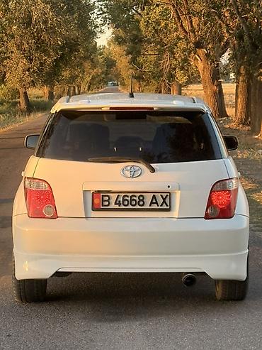 колор: Toyota Ist: 2002 г., 1.5 л, Автомат, Бензин, Хэтчбэк — 5