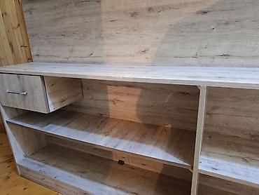 Ev üçün mebel: Mebel növü: Modul /bar stolu – açıq rəfli konsol Təsvir: uzunu 2.50 sm — 6