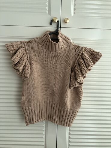 Dəstlər, kostyumlar: Qadın geyimləri dəsti 1) Qara don - Uzun, V-yaxa, sarğı (wrap) — 2