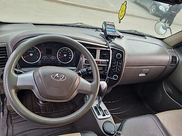 Легкий грузовой транспорт: Легкий грузовик, Hyundai, Стандарт — 10
