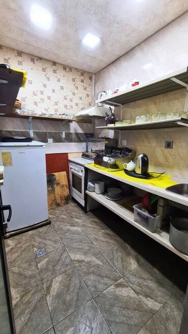 Kommersiya daşınmaz əmlakının satışı: Köhnə Günəşli Venesiya şadlıq sarayı yaxınlığı Turş su restoranının -da lalafo.az — 18 Kommersiya daşınmaz əmlakının satışı: Köhnə Günəşli Venesiya şadlıq sarayı yaxınlığı Turş su restoranının — 18