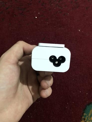 сервера: Apple AirPort Express (2‑е поколение, A1392) — компактная Wi‑Fi точка — 1