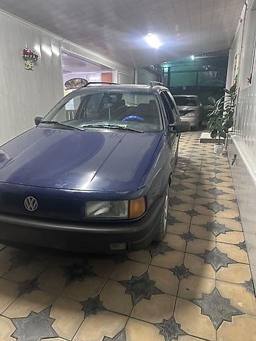 Унаа сатуу: Volkswagen Passat Variant: 1991 г., 1.8 л, Кол менен иштөөчү, Универсал — 3