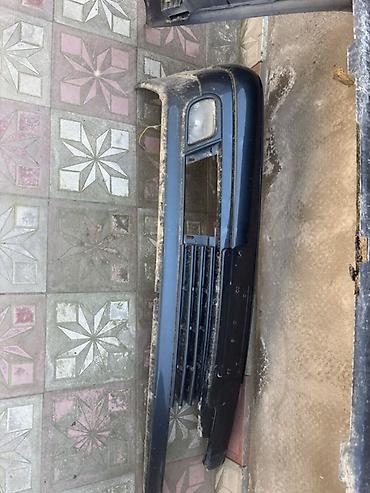 ceşqa buferi: Ön, Mercedes-Benz W210, 1996 il — 3