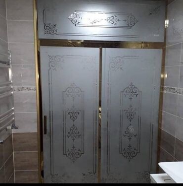 Duş kabinaları, arakəsmələr: Yeni Üstü açıq kabina, Künc üçün, Ödənişli çatdırılma — 27