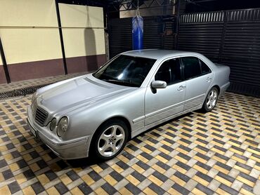 меняю дом на авто: Mercedes-Benz E 320: 2000 г., 3.2 л, Типтроник, Дизель, Седан