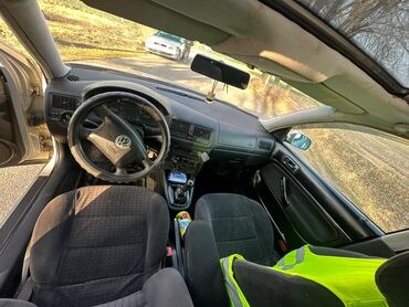 Volkswagen: Volkswagen Golf: 1998 г., 1.6 л, Механика, Бензин, Хэтчбэк — 4