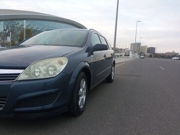 Opel: Opel kompakt sinif avtomobili – benzin mühərrikli Xüsusiyyətlər: - — 15