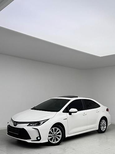corolla 2022: Toyota Corolla: 2023 г., 1.8 л, Автомат, Гибрид, Седан — 6