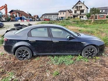 sm auto varvarin: ALFA ROMEO 159 - KOMPLETAN AUTO U DELOVIMA | Kompletan automobil za — 3