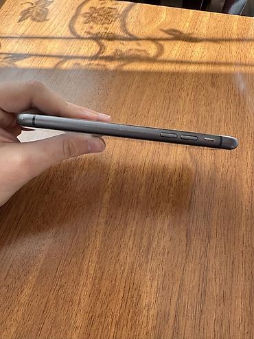 Apple iPhone: IPhone 11, Qara — 4