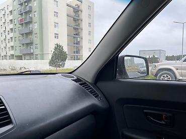 park maşnı: Kia Soul: 2 l | 2011 il Krossover — 3