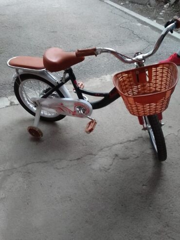 детский велосипед profi 16: Продаю велосипед детский для девочки