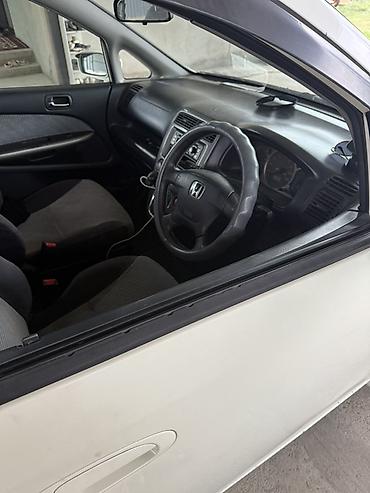 Унаа сатуу: Honda Stream: 2001 г., 2 л, Автомат, Бензин, Вэн/Минивэн — 1
