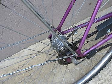 Bicikli za odrasle: Bicikl- HERCULES Diana 28" Prodajem odličan polovan bicikl HERCULES na lalafo.rs — 16 Bicikli za odrasle: Bicikl- HERCULES Diana 28" Prodajem odličan polovan bicikl HERCULES — 16