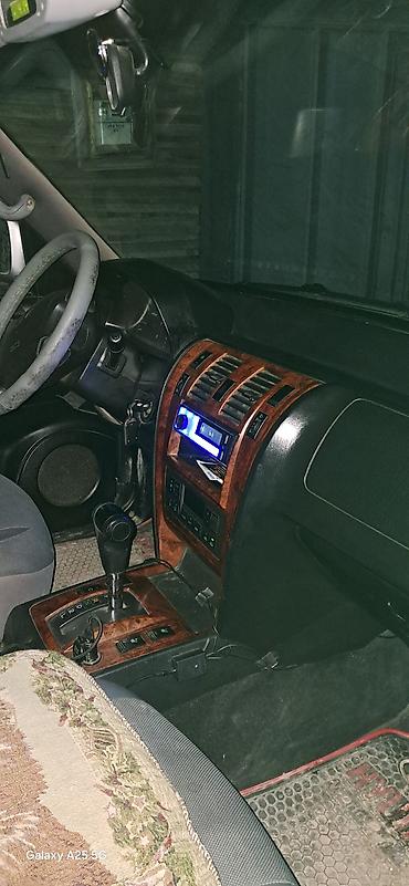 Hyundai: Hyundai Terracan SUV - Kuzov: iri ölçülü off-road SUV, 5 qapı - Rəng — 18