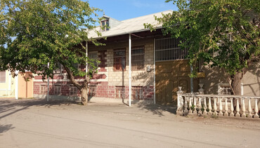 Həyət evləri və villaların satışı: 7 otaqlı, 250 kv. m, Orta təmir — 1