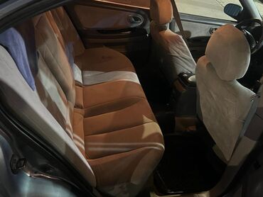 Nissan: Nissan Maxima: 2000 г., Автомат, Седан — 10